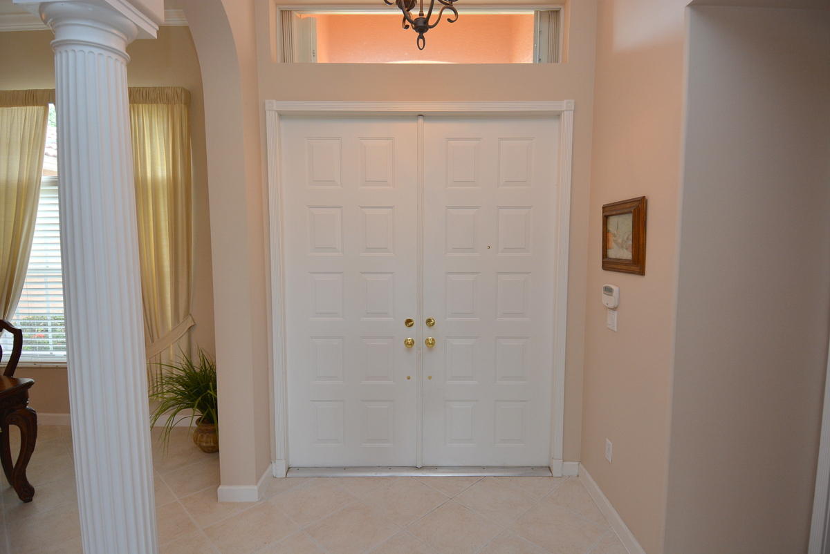 901 Southwest Blue Stem Way Stuart, FL 34997 - Photo 3 of 51 Entry