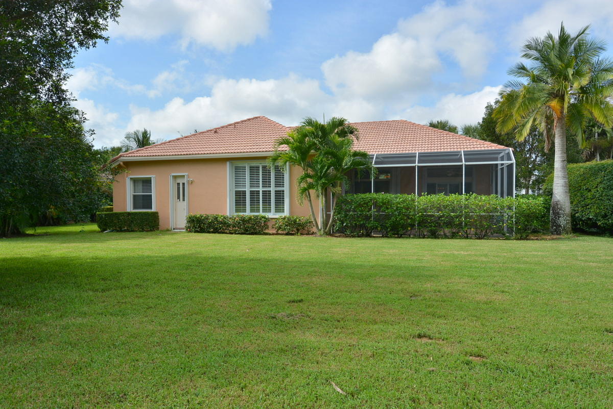 901 Southwest Blue Stem Way Stuart, FL 34997 - Photo 40 of 51 Exterior Rear
