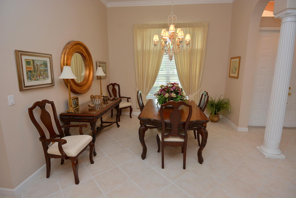 901 Southwest Blue Stem Way Stuart, FL 34997 - Photo 9 of 51 Dining Room