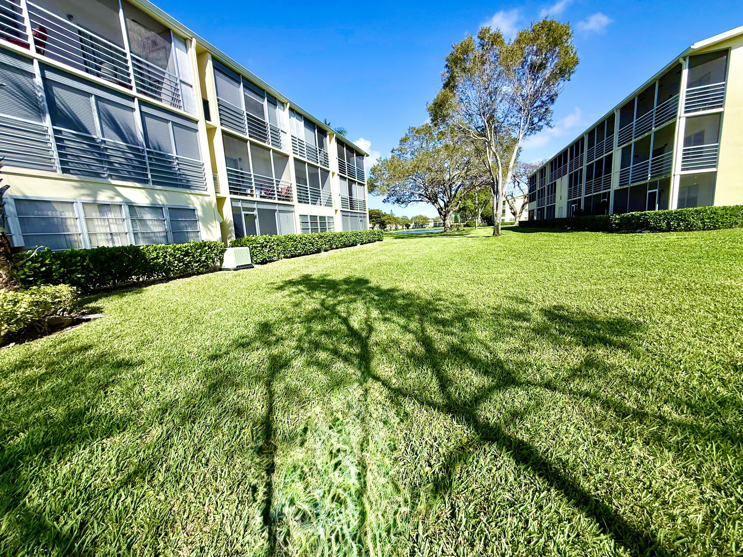 13 Dorset A Boca Raton, FL 33434 - Photo 9 of 69 IMG_0441