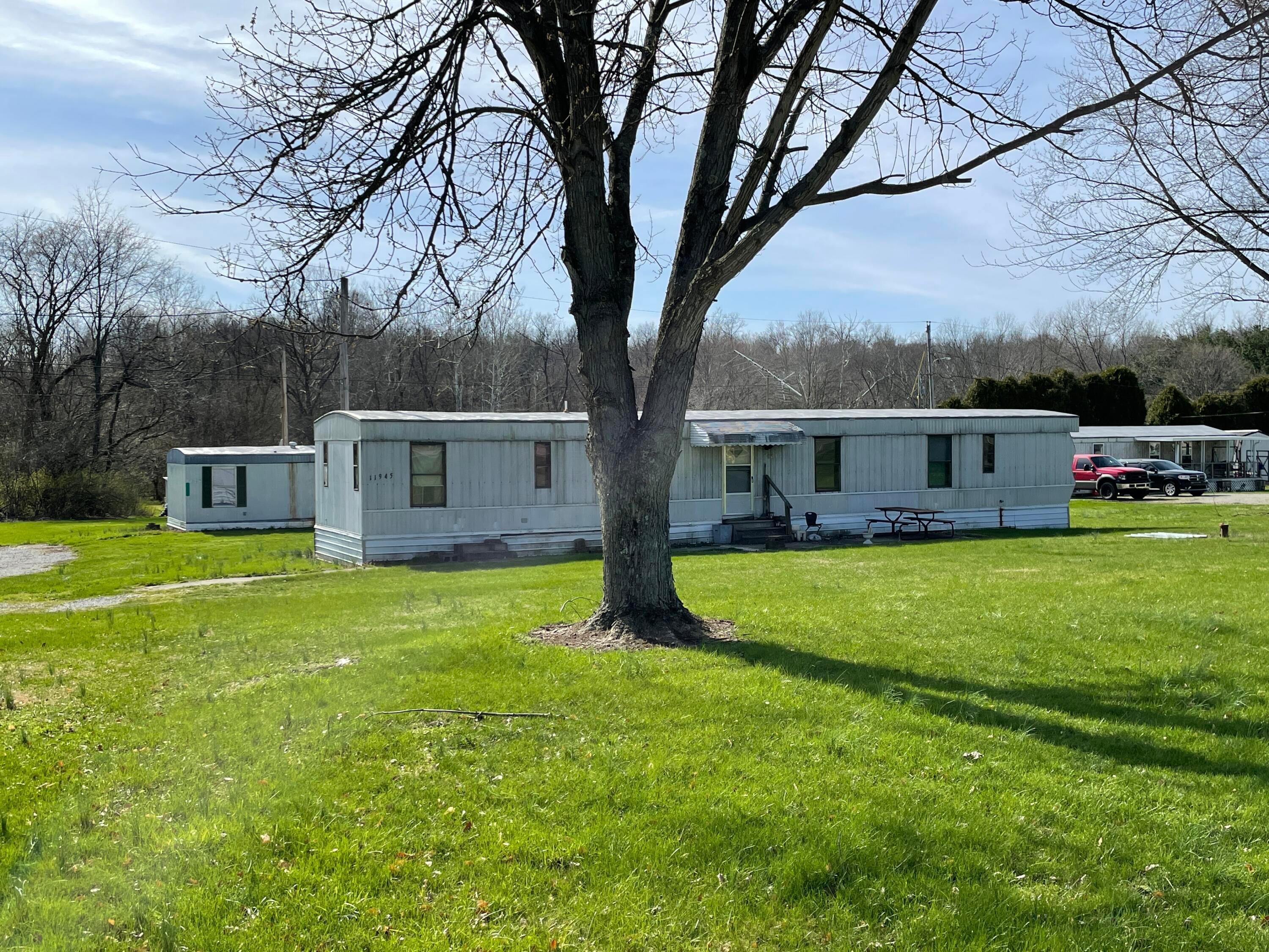 11945 16th Road Southwest Stoutsville, OH 43154 - Photo 1 of 8 IMG_1635