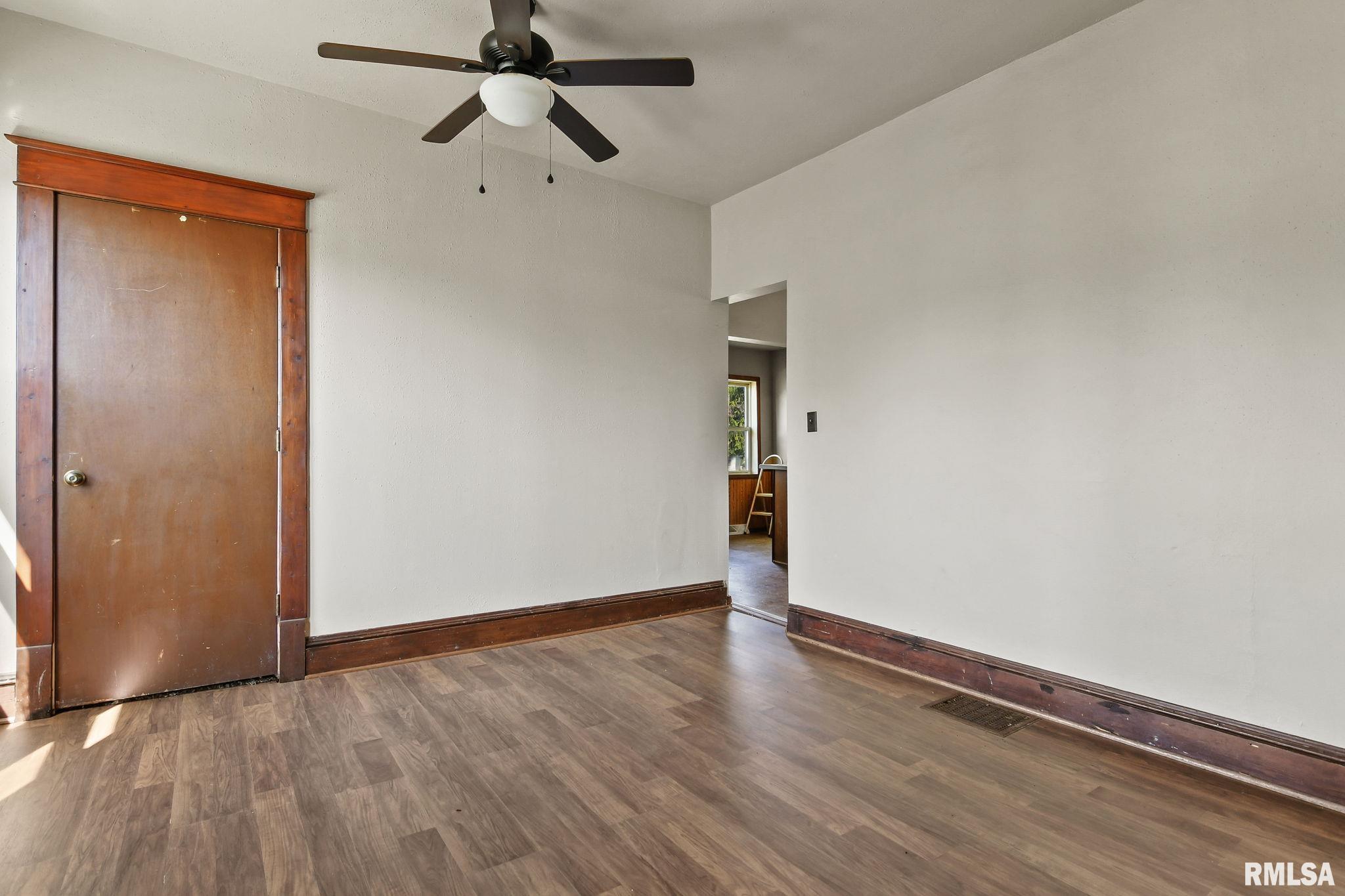 831 North Milton Avenue Springfield, IL 62702 - Photo 11 of 34 Gallery Image 11