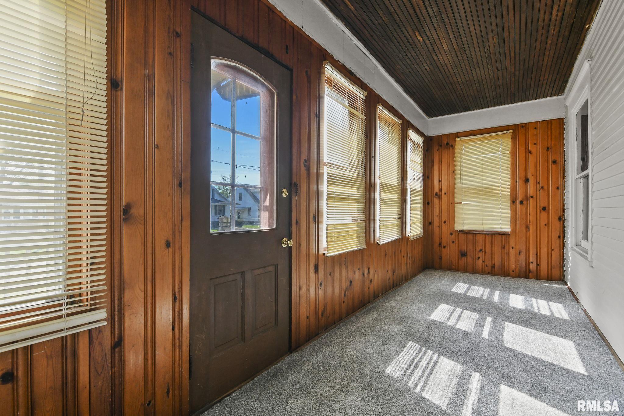 831 North Milton Avenue Springfield, IL 62702 - Photo 2 of 34 Gallery Image 2