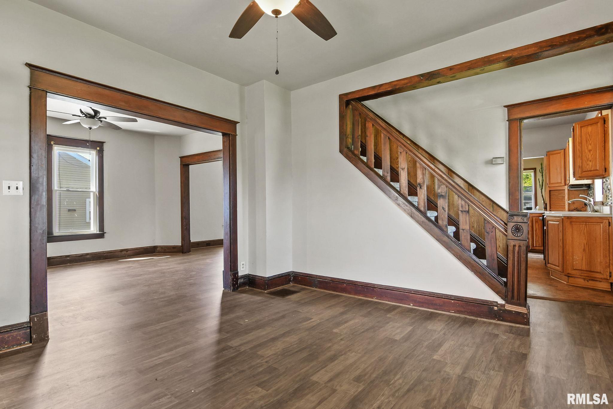 831 North Milton Avenue Springfield, IL 62702 - Photo 3 of 34 Gallery Image 3