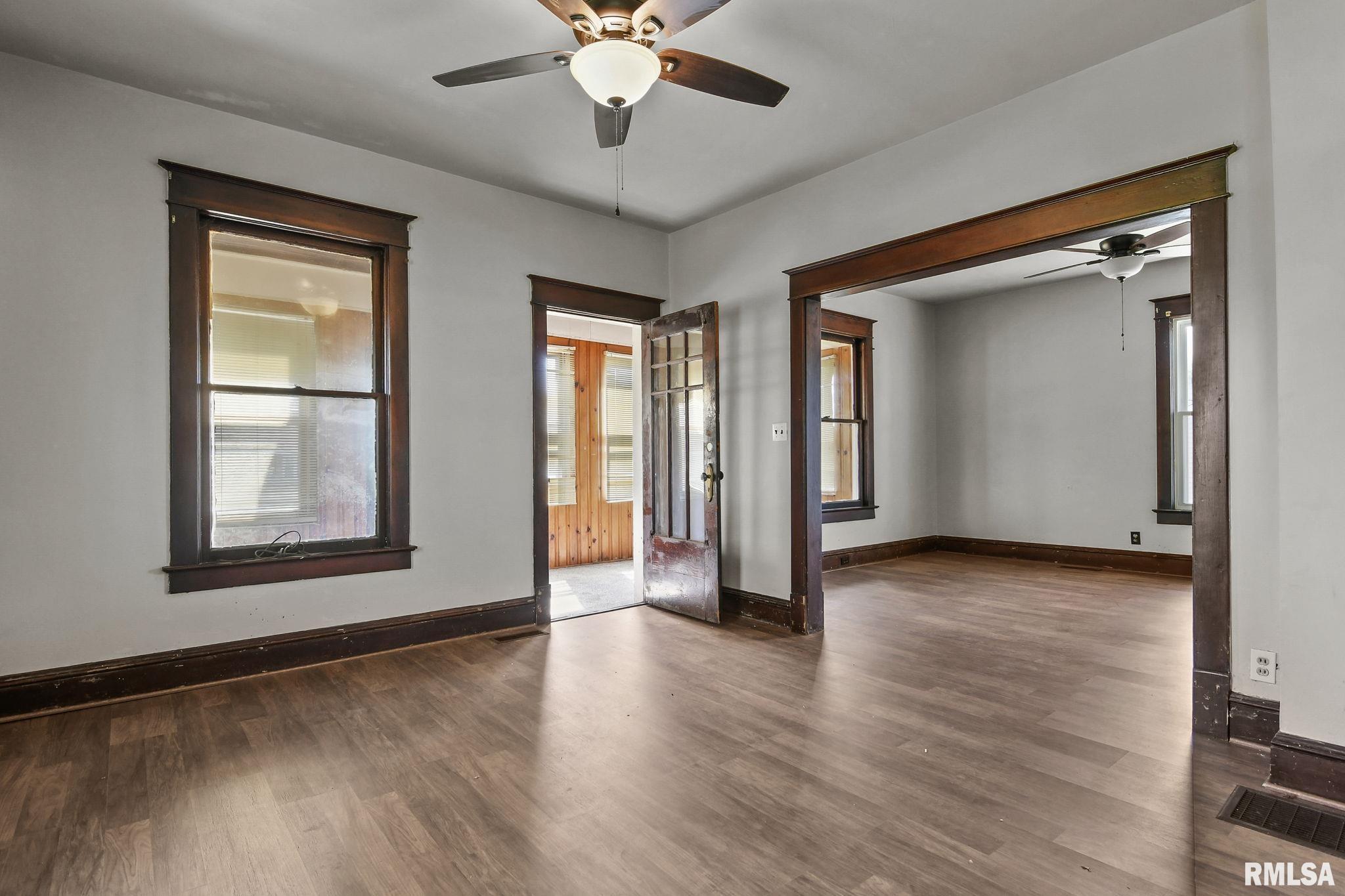 831 North Milton Avenue Springfield, IL 62702 - Photo 4 of 34 Gallery Image 4
