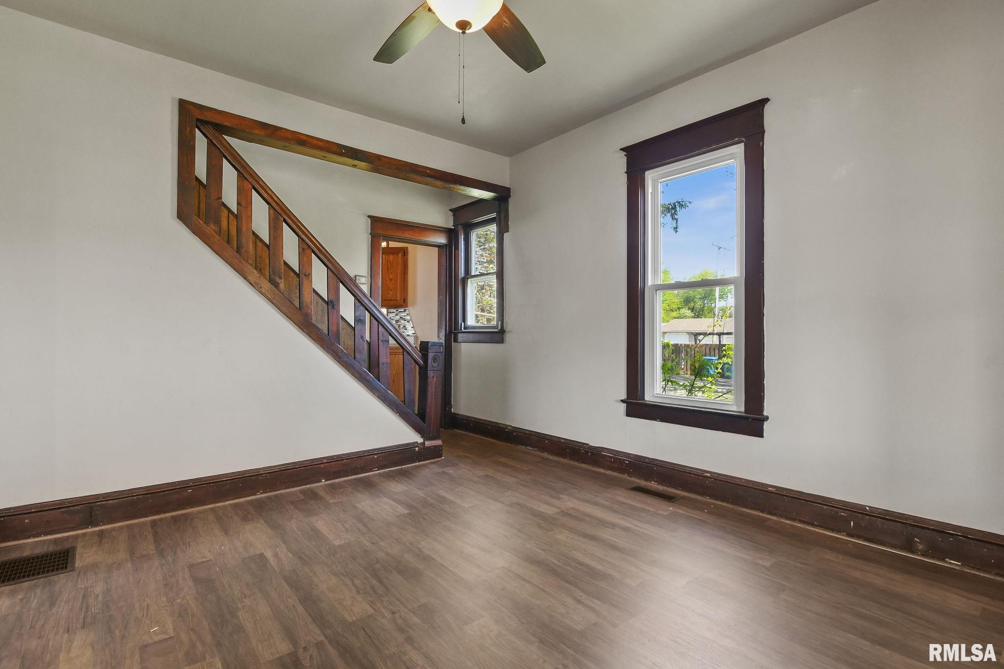 831 North Milton Avenue Springfield, IL 62702 - Photo 5 of 34 Gallery Image 5