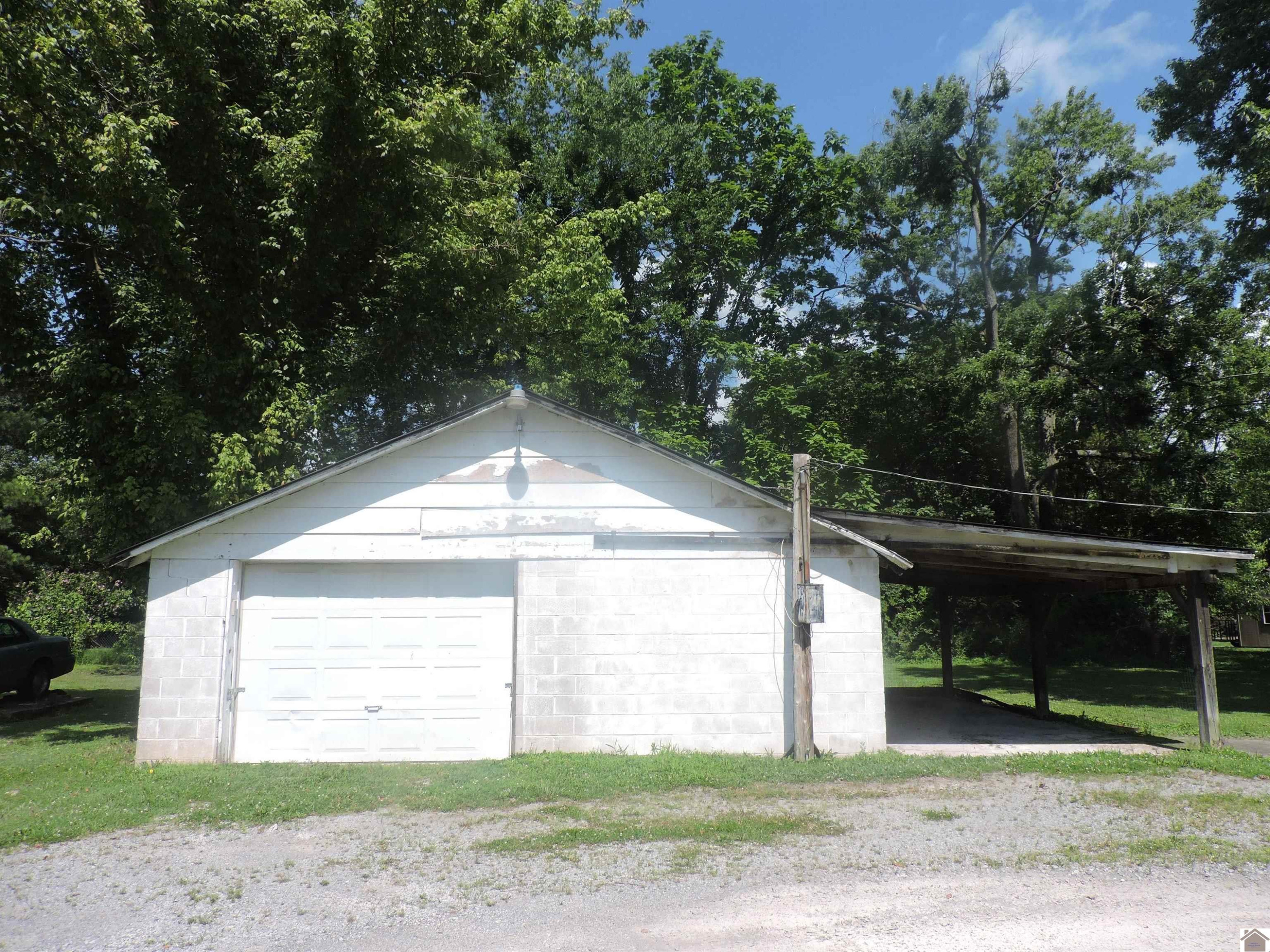 517 Milliken Road Paducah, KY 42003 - Photo 3 of 23 Photo 3