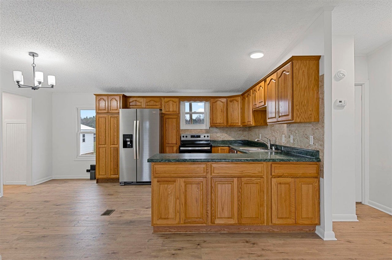 553 Lake Road Bowling Green, KY 42101 - Photo 5 of 26 Gallery Image 5