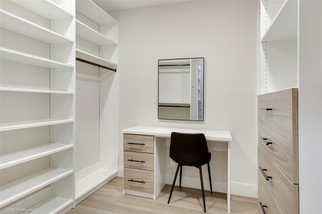 17282 Ventana Drive Boca Raton, FL 33487 - Photo 10 of 23 a workspace with a desk and chair