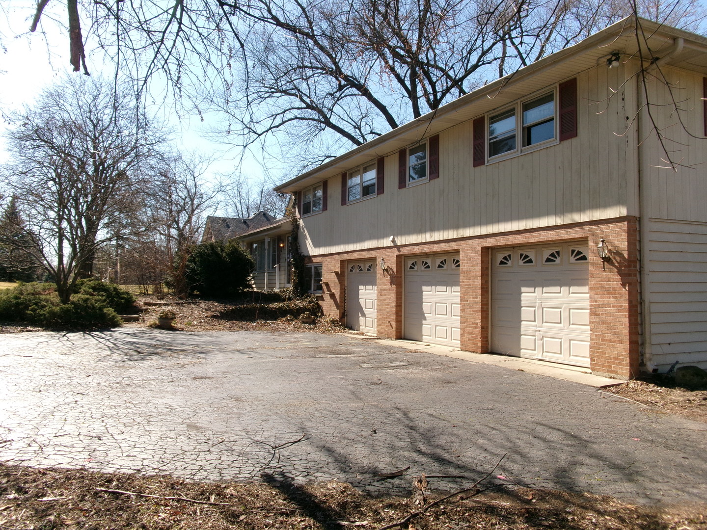 202 Elm Street Prospect Heights, IL 60070 - Photo 2 of 26 a front view of a house with a yard