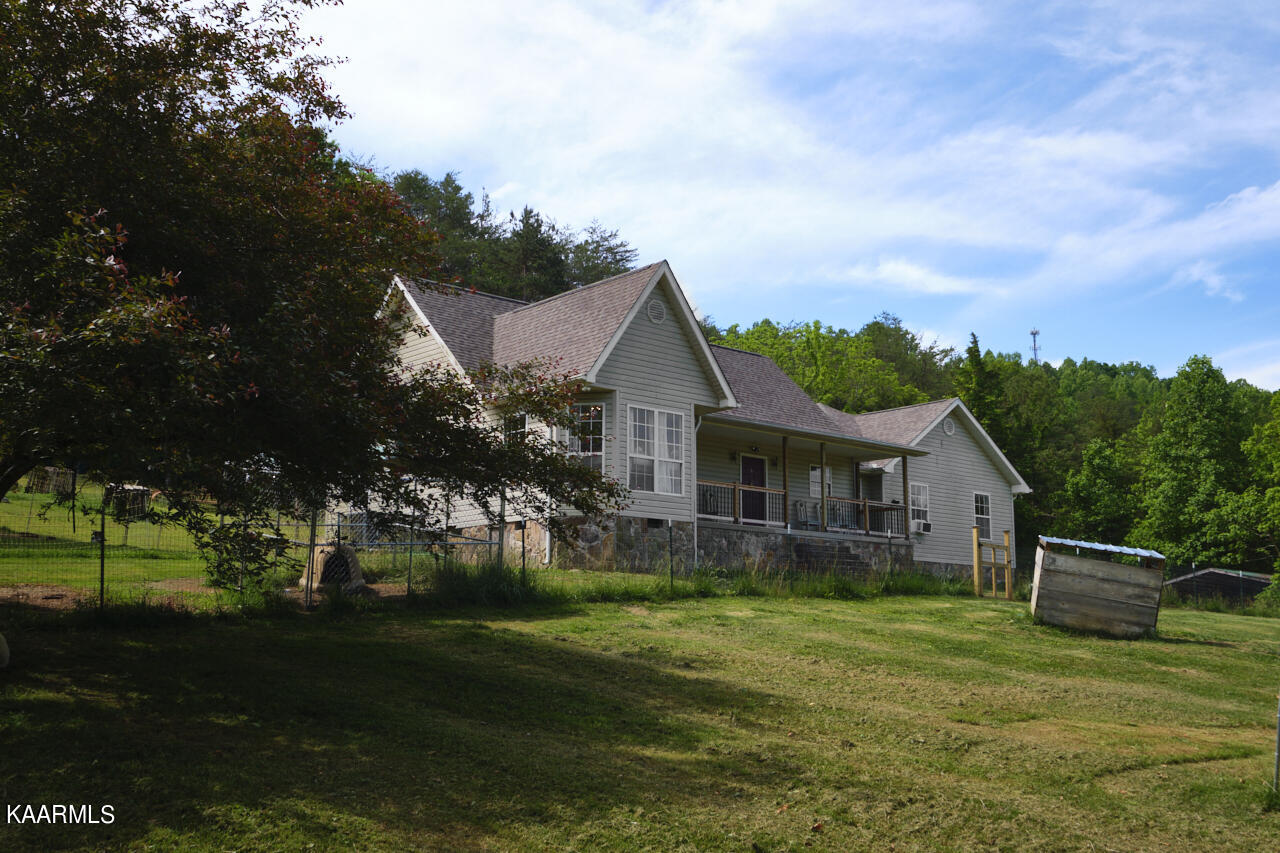 235 Raccoon Valley Road Maynardville, TN 37807 - Photo 39 of 48 235 Raccoon Valley Rd 21