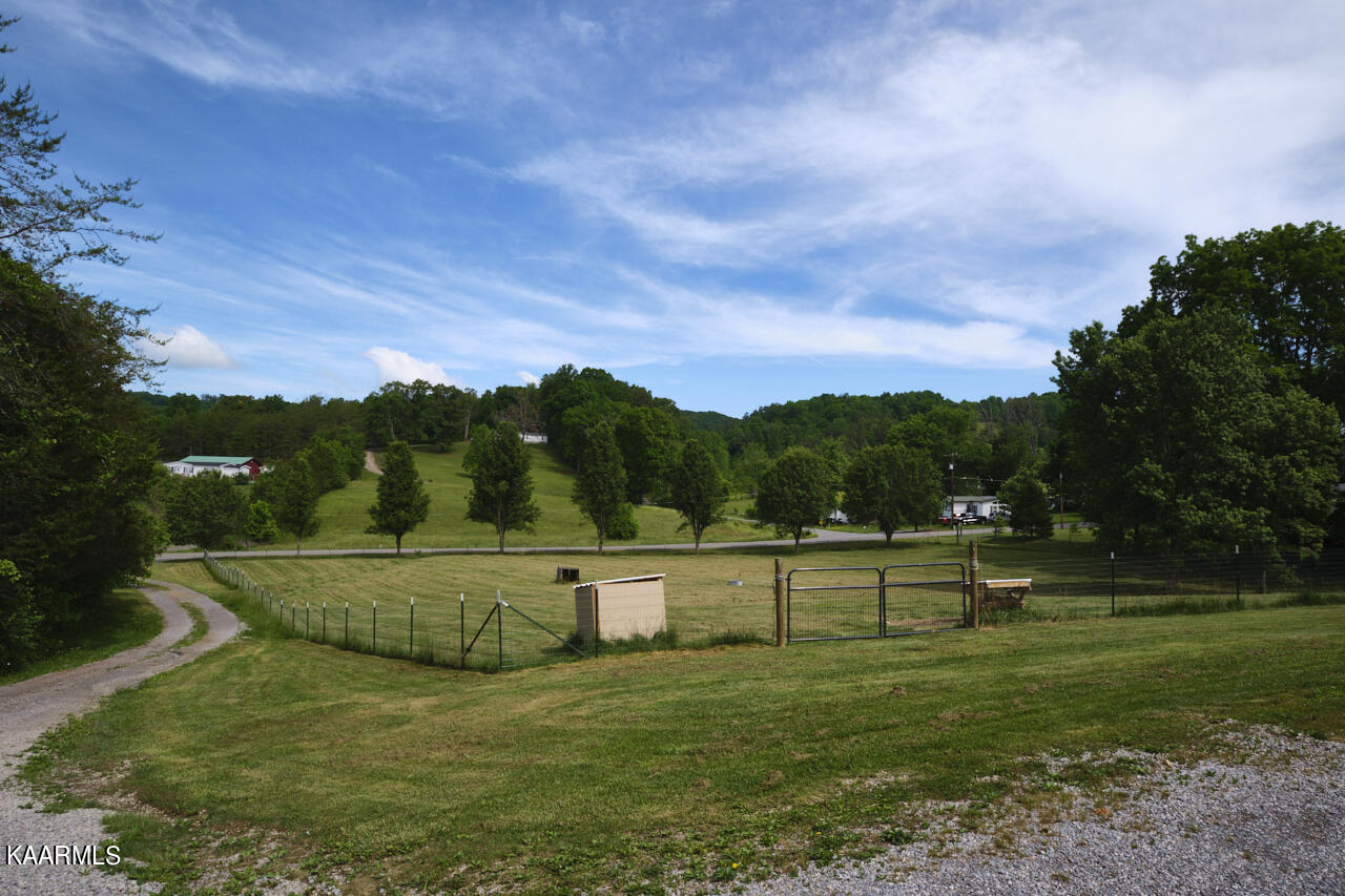 235 Raccoon Valley Rd 12