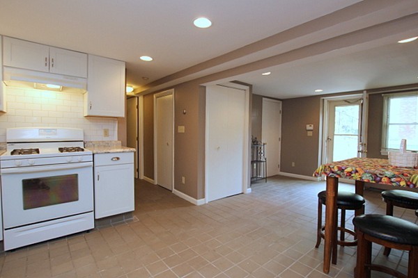 34 Argyle Road Dedham, MA 02026 - Photo 20 of 24 Gallery Image 20