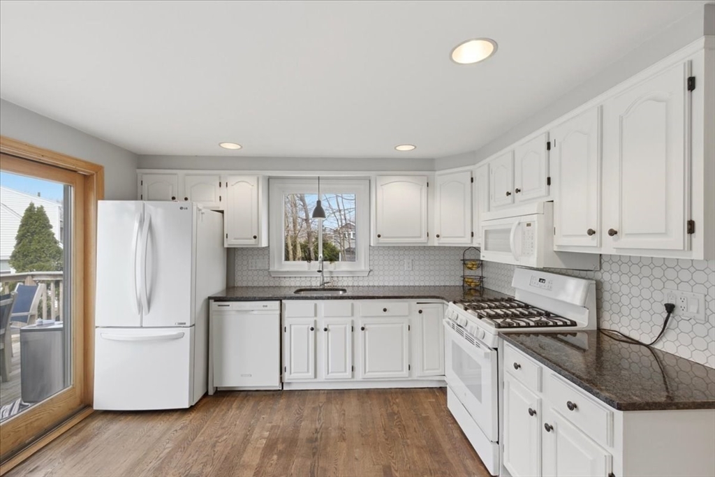 80 Willard Street Dedham, MA 02026 - Photo 8 of 42