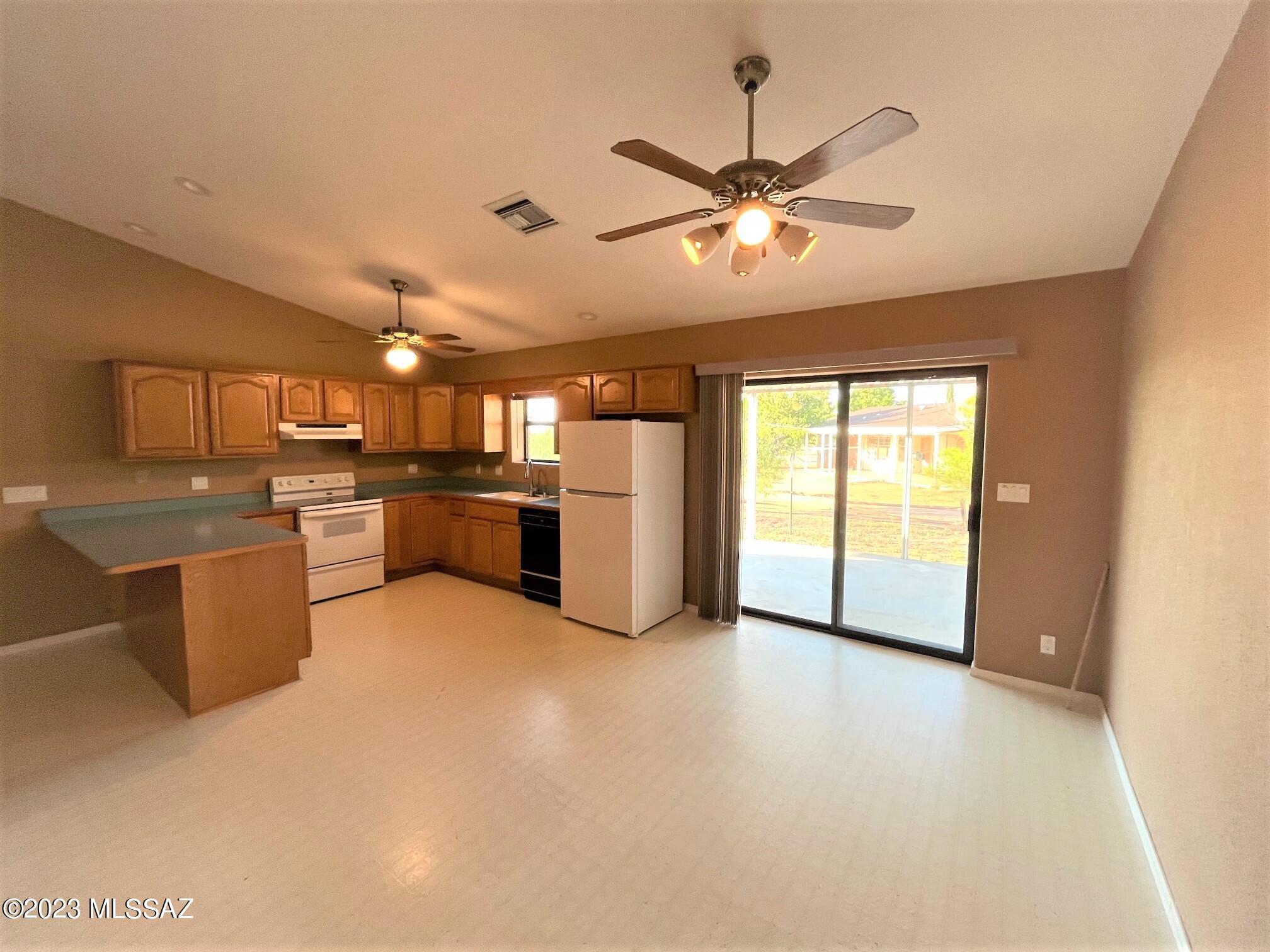 410 Dale Road Pearce, AZ 85625 - Photo 17 of 44 Gallery Image 17