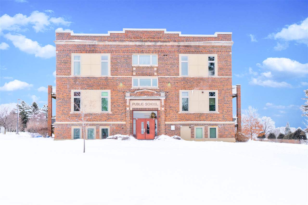 251 Vine Street, Unit 104 Riverside, IA 52327 - Photo 33 of 36 Gallery Image 33