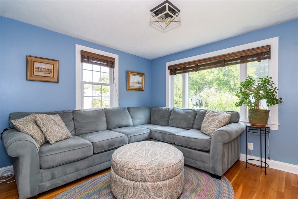 5 Pryor Road Natick, MA 01760 - Photo 10 of 34 Gallery Image 10