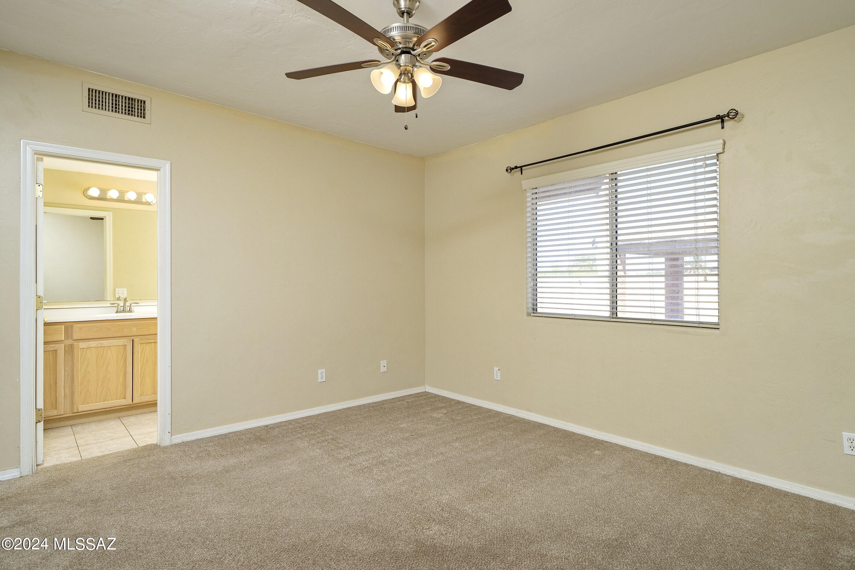 522 West Mossman Road Tucson, AZ 85706 - Photo 9 of 17 Gallery Image 9