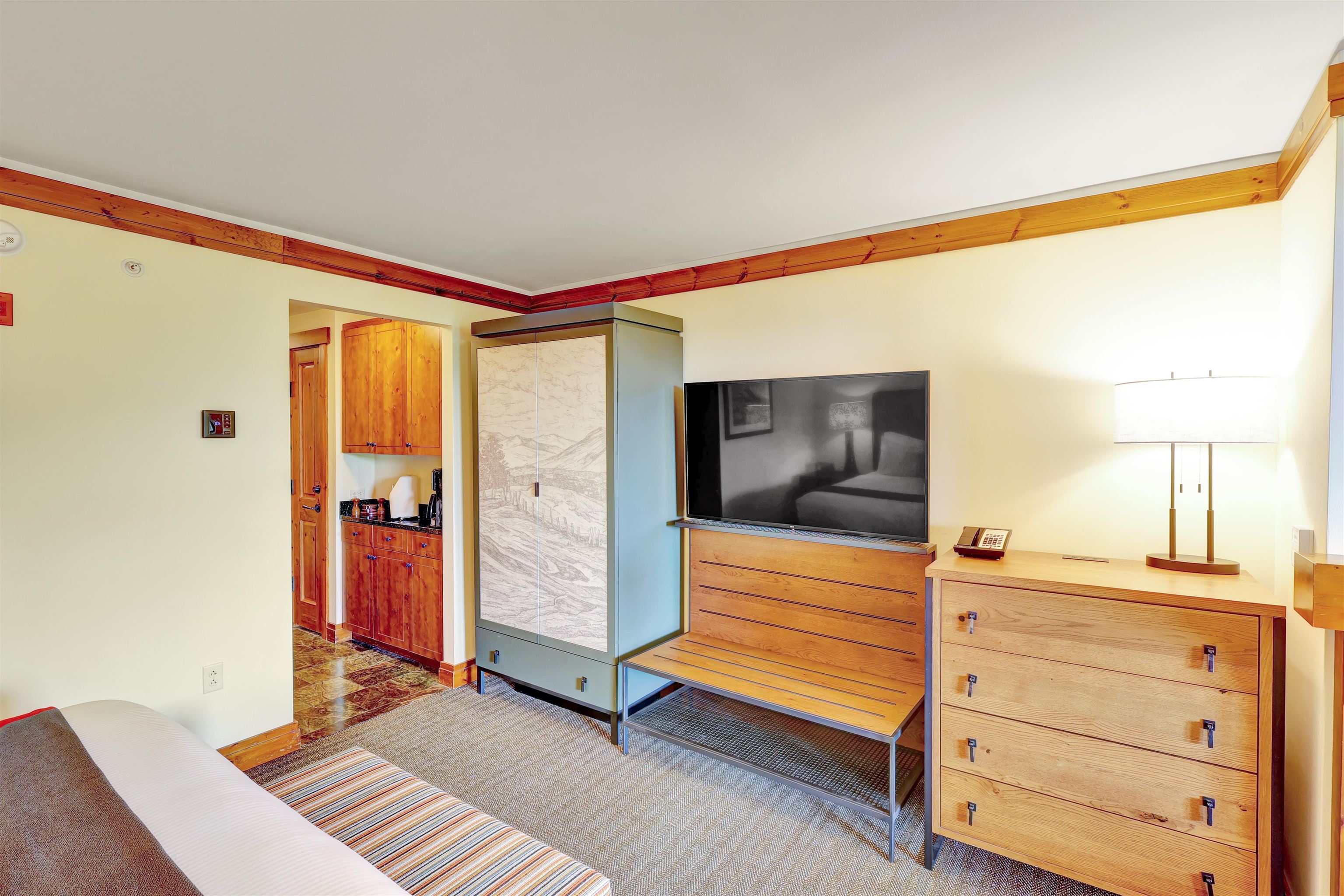 7412 Mountain Road, Unit 323 Stowe, VT 05672 - Photo 20 of 33 Gallery Image 20