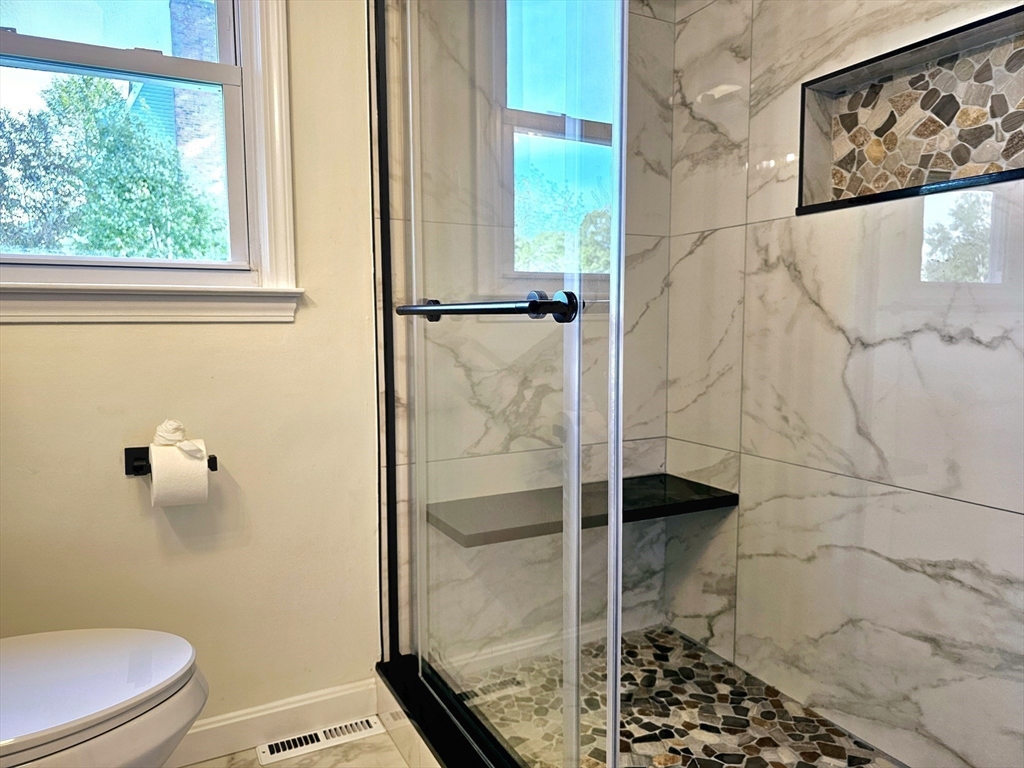 6 Neel Road Worcester, MA 01605 - Photo 12 of 42 Gallery Image 12