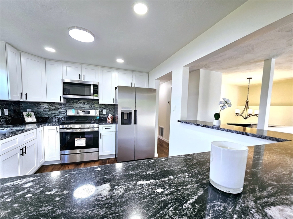 6 Neel Road Worcester, MA 01605 - Photo 5 of 42 Gallery Image 5