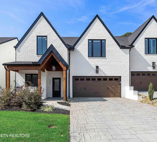 $909,900 | 545 Brunello Way, Knoxville, TN 37919