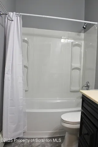 $1,200 | 120 East Church Street, Unit 2, Susquehanna, PA 18847