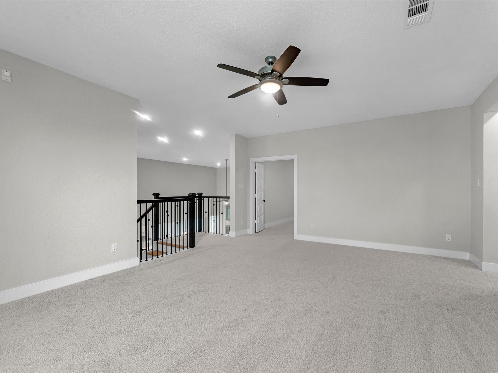 11931 Golden Cove Rosharon, TX 77583 - Photo 16 of 40 Gallery Image 16