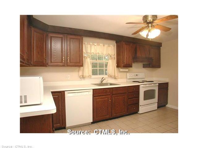 55 Knollwood Road Farmington, CT 06032 - Photo 1 of 1 Kitchen. UPDATED APPLIANCES