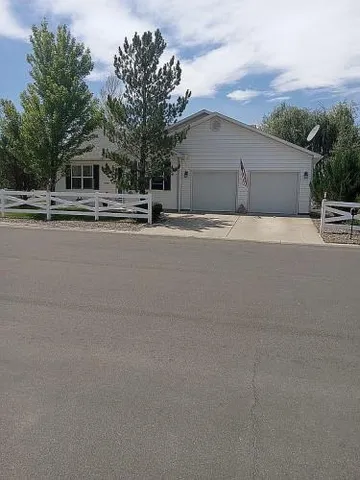 $425,000 | 2712 Abrams Avenue, Montrose, CO 81401