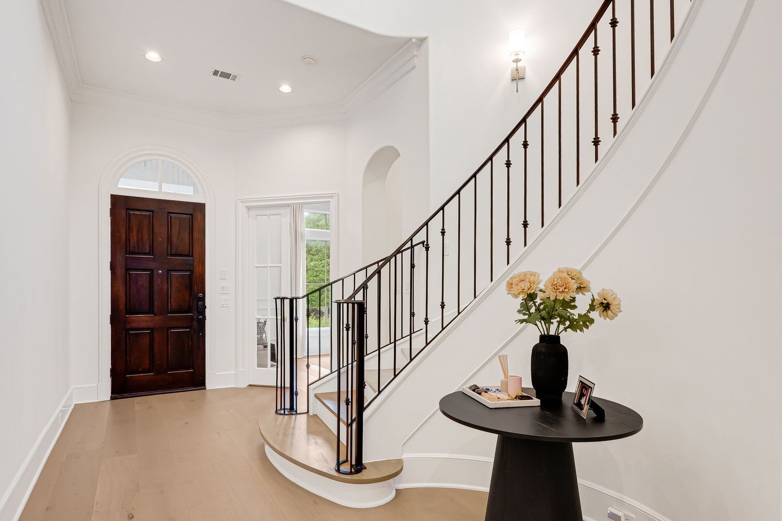2706 Tudor Manor Houston, TX 77082 - Photo 3 of 33