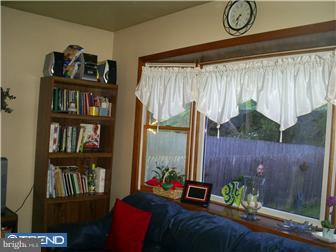 18 Sherbrooke Road Trenton, NJ 08638 - Photo 5 of 12 Bonus Room