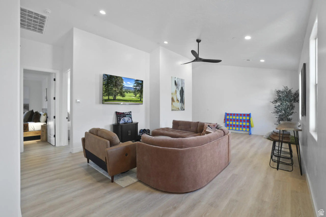 4346 Canterbury Road Hurricane, UT 84737 - Photo 20 of 37 Living area featuring light wood-type flooring, recessed lighting, and a ceiling fan