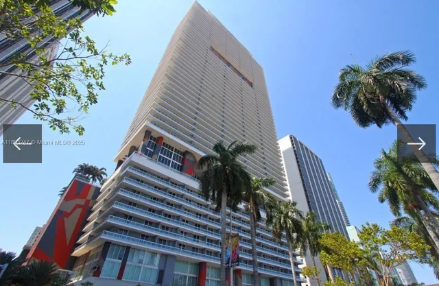 $3,300 | 50 Biscayne Boulevard, Unit 702, Miami, FL 33132