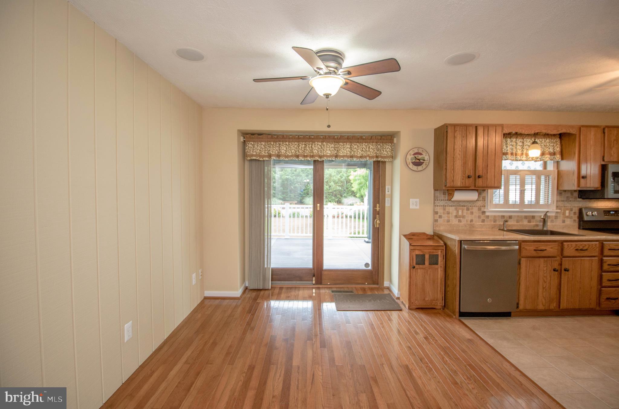 419 Haslett Road Joppa, MD 21085 - Photo 14 of 35 Dining Area to deck