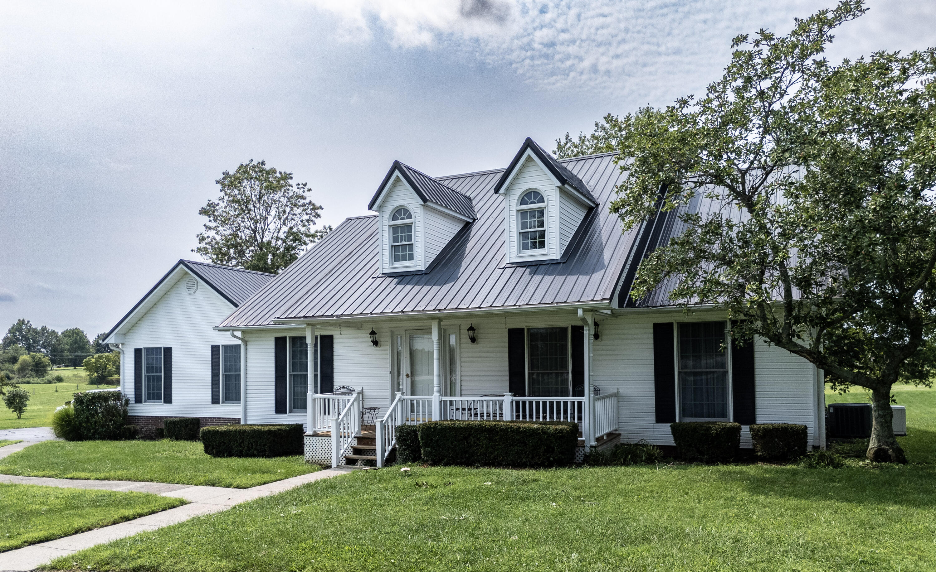 2222 Clintonville Road Paris, KY 40361 - Photo 2 of 21 $hot2