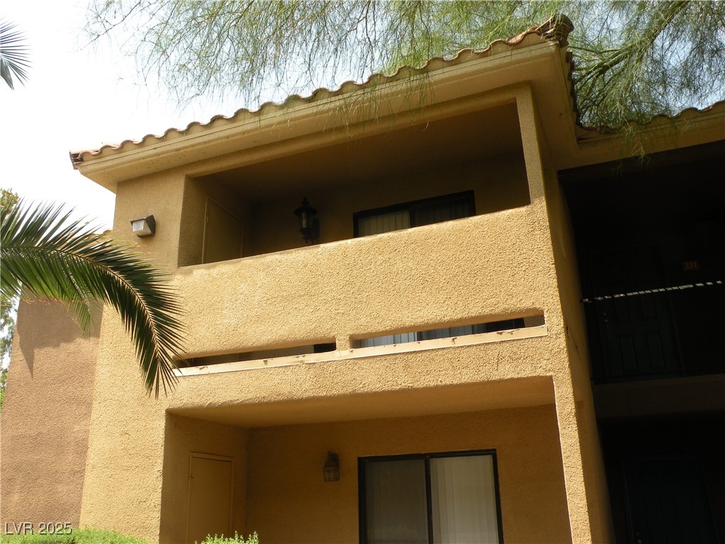 3135 South Mojave Road, Unit 260 Las Vegas, NV 89121 - Photo 14 of 23 Exterior view of stucco siding