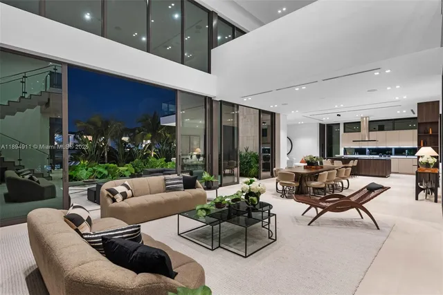 $8,995,000 | 478 Tamarind Drive, Hallandale Beach, FL 33009