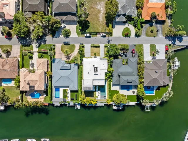 $8,995,000 | 478 Tamarind Drive, Hallandale Beach, FL 33009