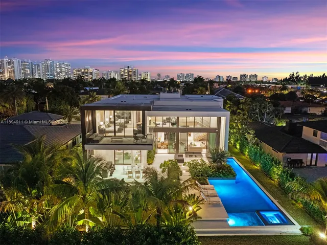 $8,995,000 | 478 Tamarind Drive, Hallandale Beach, FL 33009