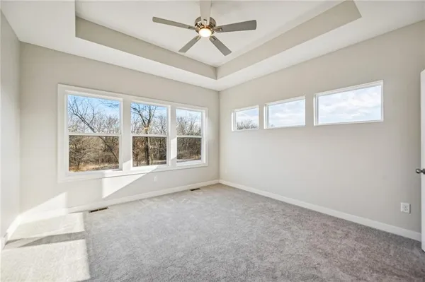 $649,950 | 901 Reed Drive, Raymore, MO 64083