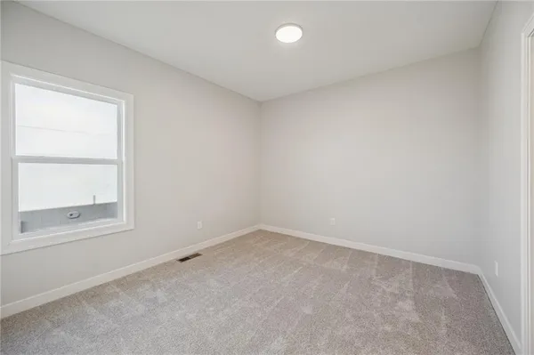 $649,950 | 901 Reed Drive, Raymore, MO 64083