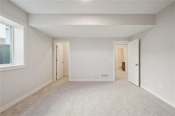$649,950 | 901 Reed Drive, Raymore, MO 64083