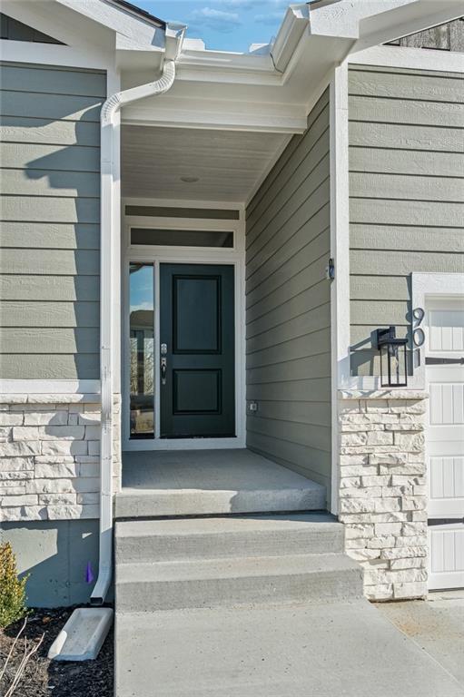 901 Reed Drive Raymore, MO 64083 - Photo 2 of 41