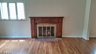 4072 Story Road Fairview Park, OH 44126 - Photo 4 of 16