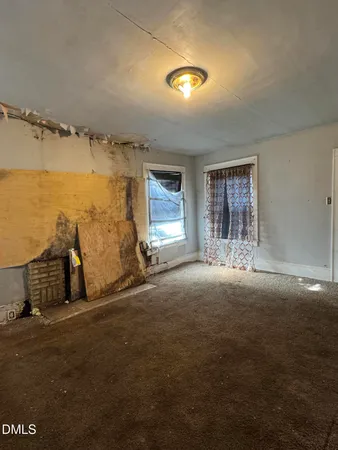$69,000 | 210 Zollicoffer Avenue, Henderson, NC 27536