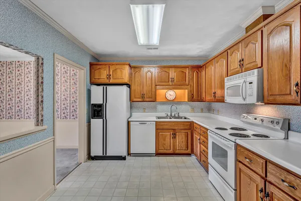$279,950 | 4631 Heather Drive Southwest, Unit 209, Roanoke, VA 24018