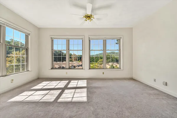 $279,950 | 4631 Heather Drive Southwest, Unit 209, Roanoke, VA 24018