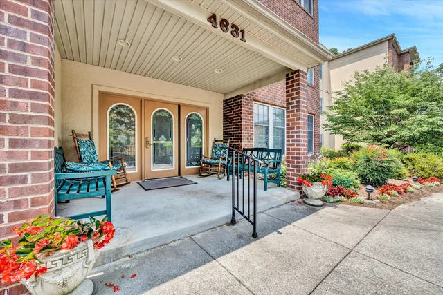 $279,950 | 4631 Heather Drive Southwest, Unit 209, Roanoke, VA 24018