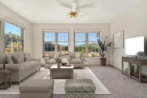 $279,950 | 4631 Heather Drive Southwest, Unit 209, Roanoke, VA 24018